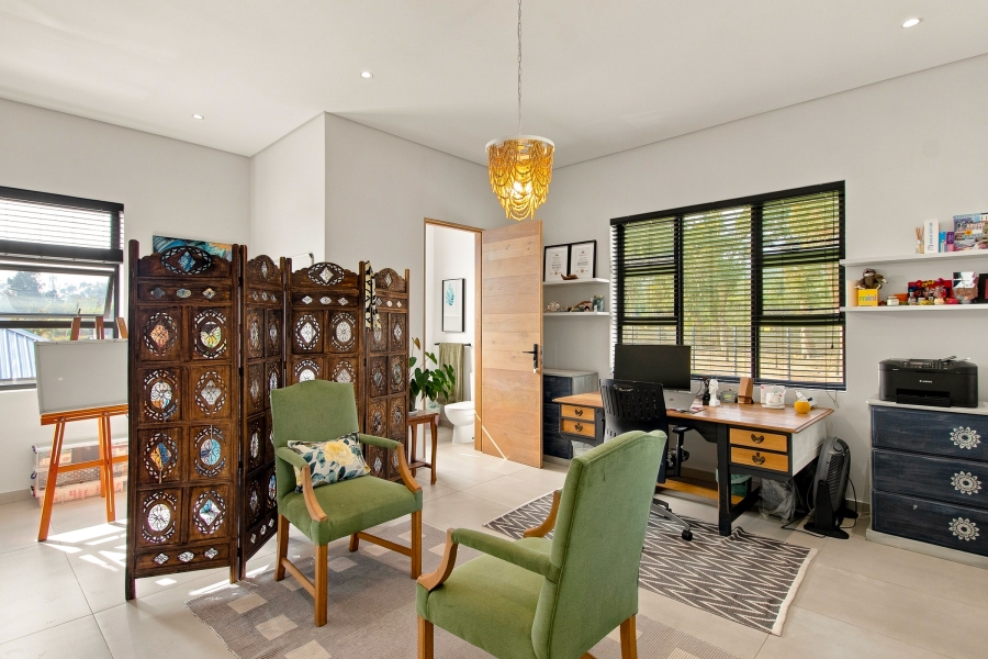 8 Bedroom Property for Sale in High Riding Country Estate Western Cape